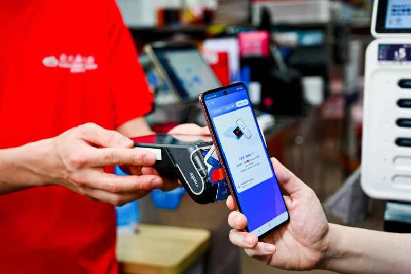 Eine Umfrage der chinesischen Banken- und Versicherungsaufsichtsbehörde (CBIRC) zeigt, dass fast 80 % der Nutzer, die Dienstleistungen im Bereich digitaler Vermögenswerte in Anspruch genommen haben, mit ihren Erfahrungen zufrieden sind.