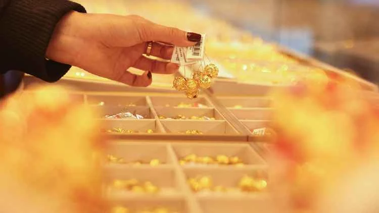 Die Preise steigen! Der Preis pro Gramm Goldschmuck hat 1.500 Yuan überschritten.