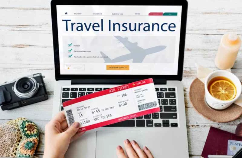 10Life erinnert Sie an drei häufige Irrtümer beim Kauf von Reiseversicherungen.