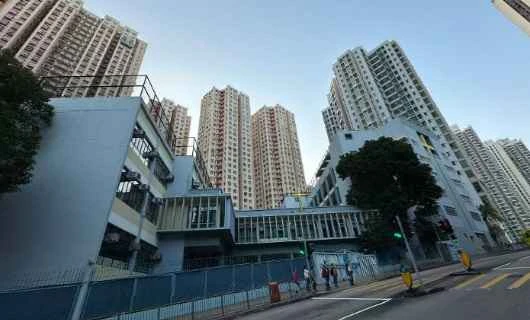 Neun Aufträge für ein Wohnbaugrundstück an der Choi Ha Road, Ngau Tau Kok, wurden vergeben.