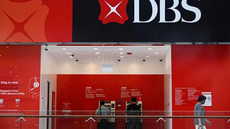 Der Nettogewinn der DBS Group sank im vergangenen Jahr im Vergleich zum Vorjahr um 3 % auf 11,033 Milliarden Singapur-Dollar, die Dividende betrug 81 Cent.