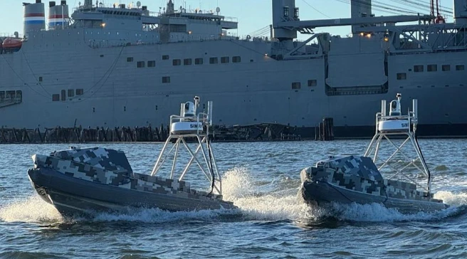 Operation Epic Fury | Das US-Militär bestätigt erstmals den Einsatz unbemannter Aufklärungsschiffe für maritime Patrouillenmissionen.