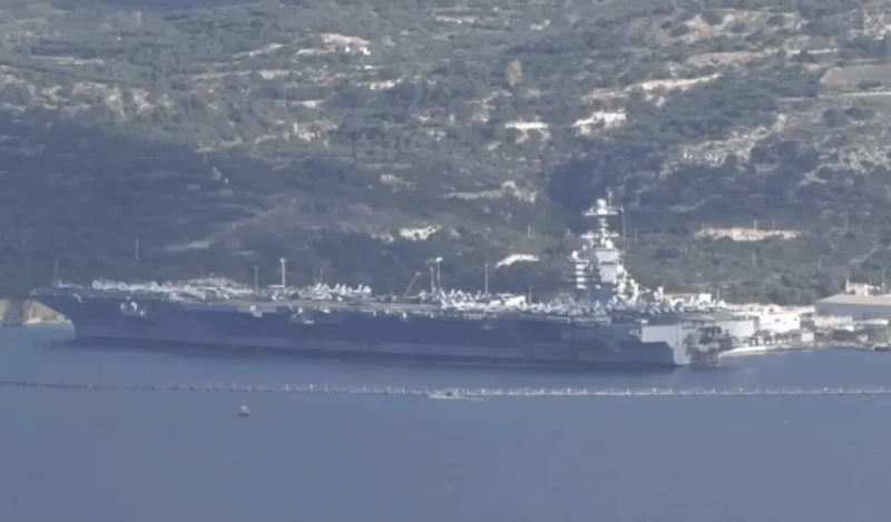 Iran-Lage | Der teuerste Flugzeugträger der US-Marine, die USS Ford, gerät in Brand und wird aus dem Kampfgebiet evakuiert; US-Medien decken technische und Konstruktionsmängel auf